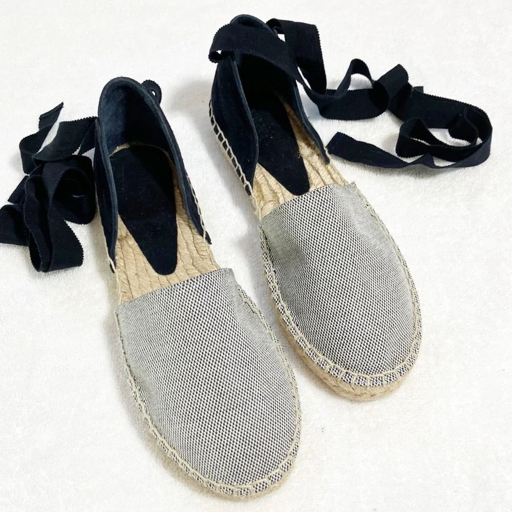 🔥Vince navy suede and canvas ankle tie up espadrilles. Sz7 NEW